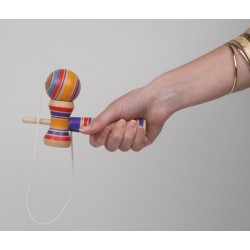 Bilboquet kendama décoré