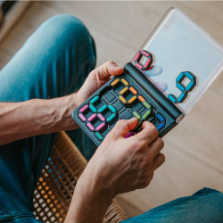 IQ Digits, Smart Games : placez tous les chiffres sur le plateau en respectant les sommes demandées