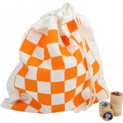 Jeu d’échecs en toile, jeu en bois